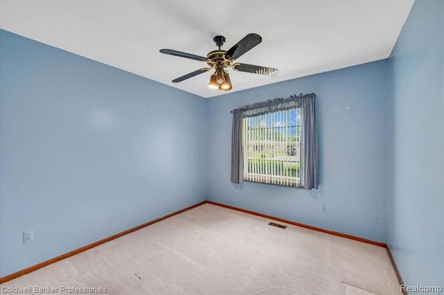 5015 Fox Hill Drive, Sterling Heights, MI 48310