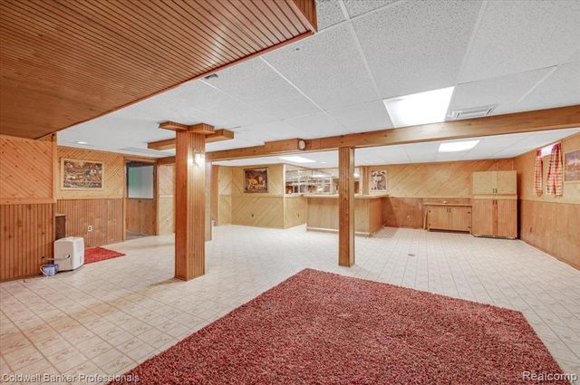 5015 Fox Hill Drive, Sterling Heights, MI 48310