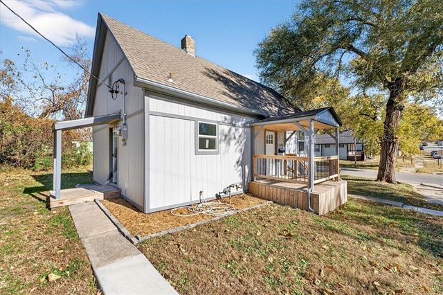 2200 N 11th Street, Kansas City, KS 66104