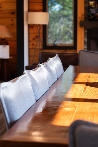 566 Canoe Point, Ellijay, GA 30540