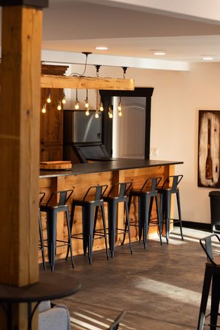 566 Canoe Point, Ellijay, GA 30540