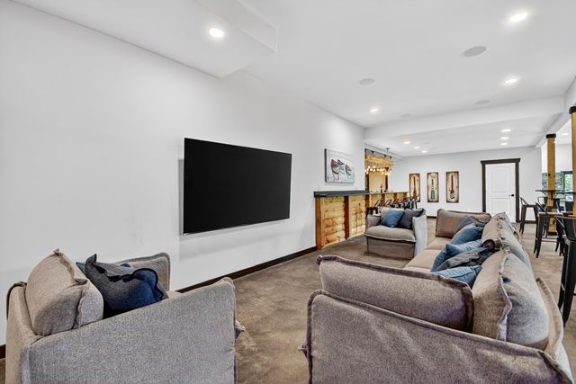 566 Canoe Point, Ellijay, GA 30540