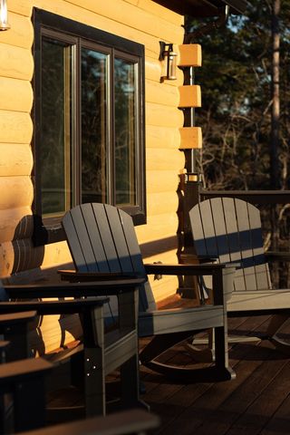 566 Canoe Point, Ellijay, GA 30540