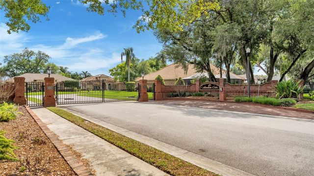 6883 LACY DRIVE, Lakeland, FL 33813