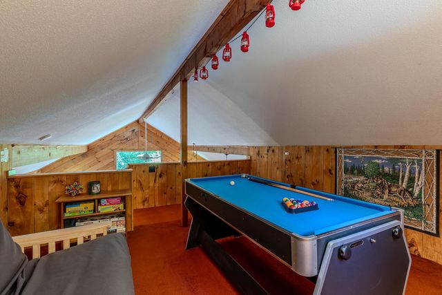 202 Twin Brook Circle, Londonderry, VT 05155