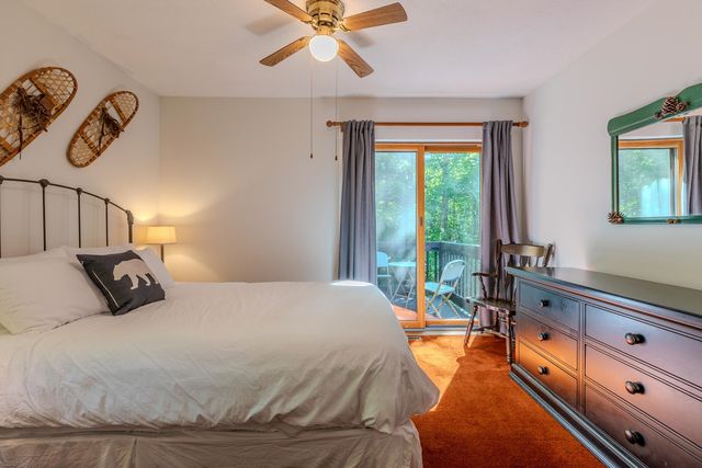 202 Twin Brook Circle, Londonderry, VT 05155