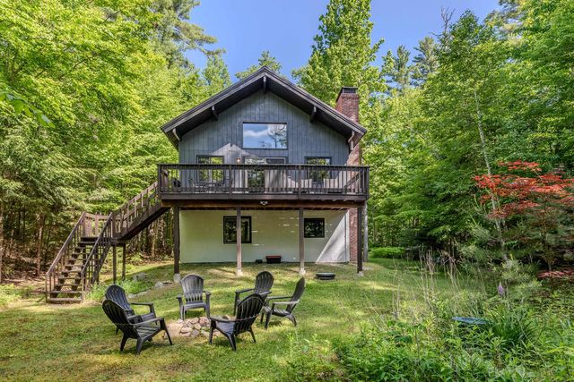 202 Twin Brook Circle, Londonderry, VT 05155