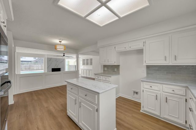 47 Devonshire Drive, Conroe, TX 77304