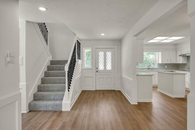 47 Devonshire Drive, Conroe, TX 77304