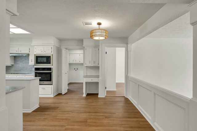 47 Devonshire Drive, Conroe, TX 77304