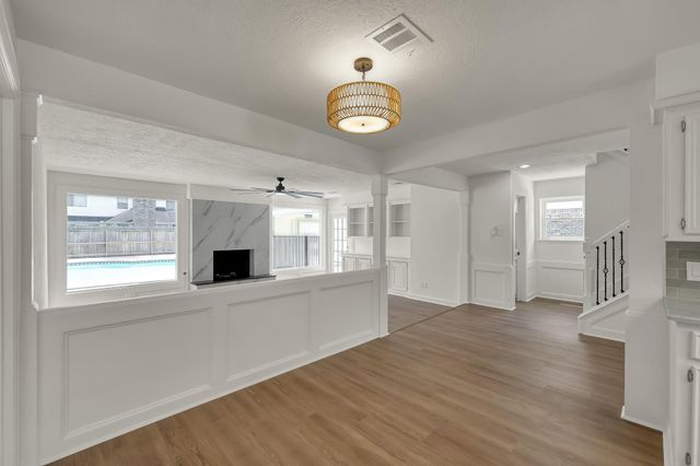 47 Devonshire Drive, Conroe, TX 77304