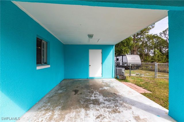 5106 Lee CIR S, Lehigh Acres, FL 33971