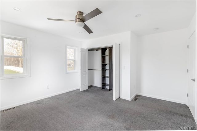 365 Elmwood Road, Grand Island, NY 14072