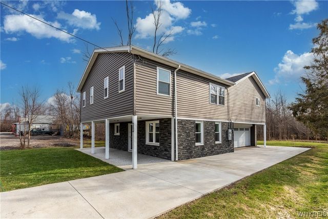 365 Elmwood Road, Grand Island, NY 14072