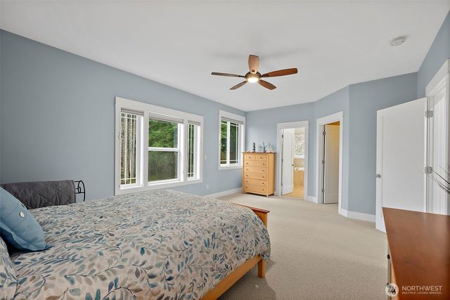 2712 Sunset Court, Steilacoom, WA 98388