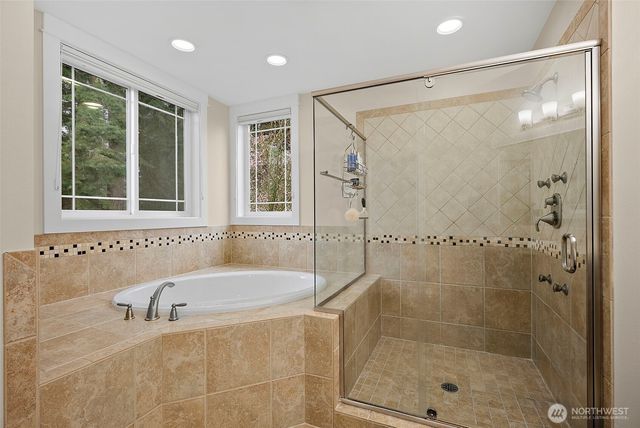 2712 Sunset Court, Steilacoom, WA 98388