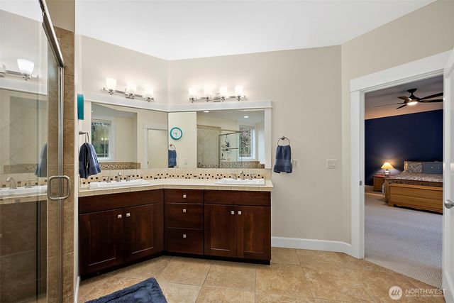 2712 Sunset Court, Steilacoom, WA 98388