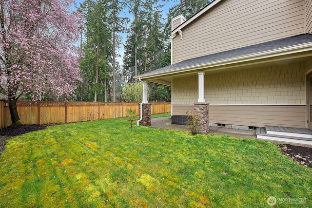 2712 Sunset Court, Steilacoom, WA 98388
