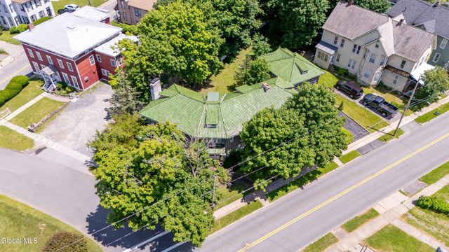 8 Union Place, Johnstown, NY 12095