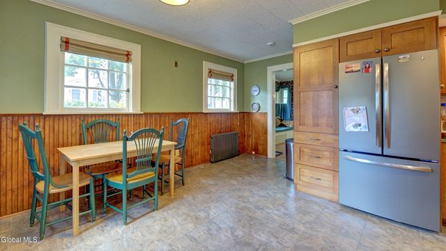 8 Union Place, Johnstown, NY 12095