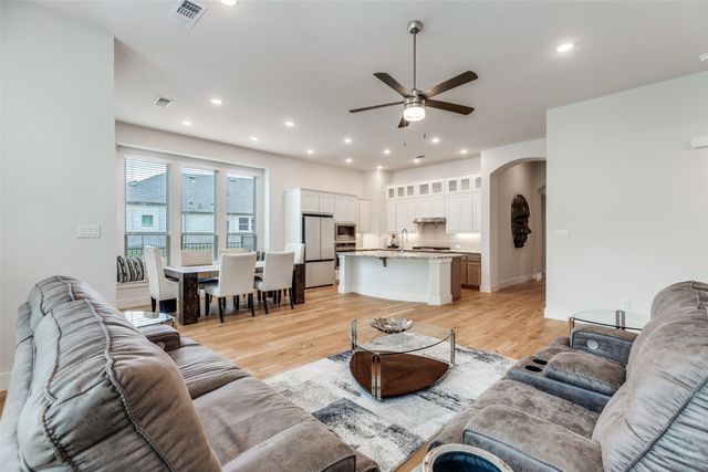 1835 Bell Court, Van Alstyne, TX 75495