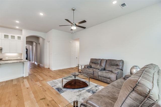 1835 Bell Court, Van Alstyne, TX 75495