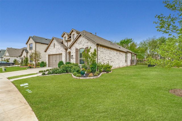 1835 Bell Court, Van Alstyne, TX 75495