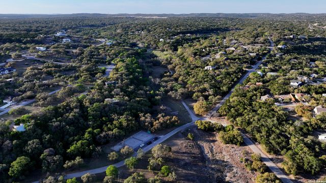 1530 Bob White Dr, Spring Branch, TX 78070