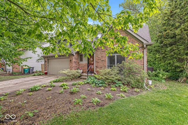 5542 Painted Maple Court, Indianapolis, IN 46254
