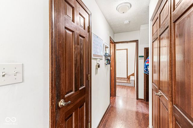 5542 Painted Maple Court, Indianapolis, IN 46254