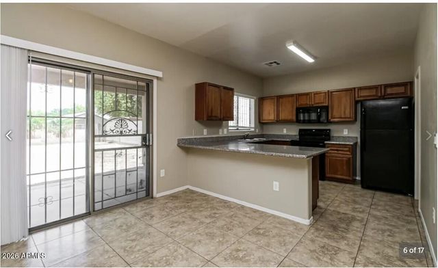 5814 S 11TH Street, Phoenix, AZ 85040