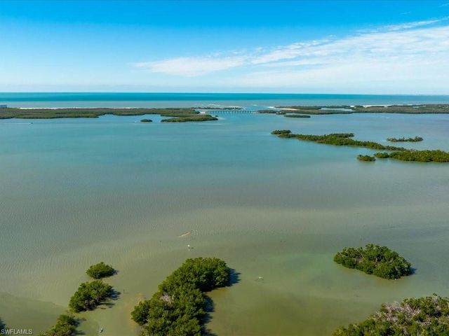 24526 Redfish ST, Bonita Springs, FL 34134