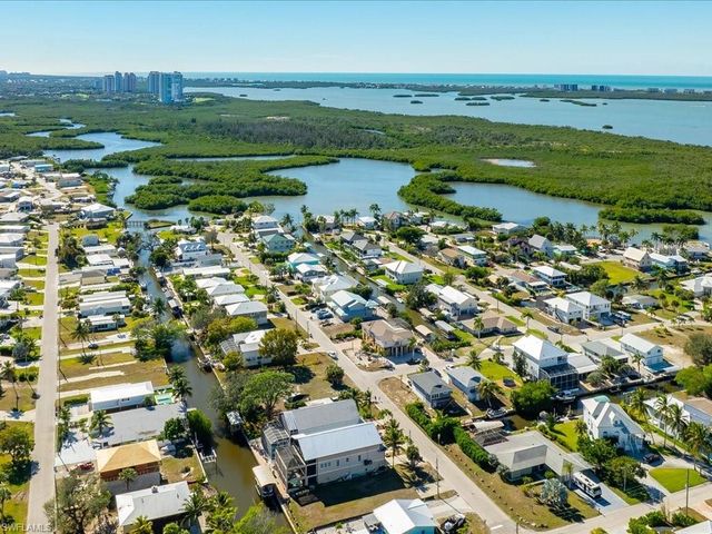 24526 Redfish ST, Bonita Springs, FL 34134