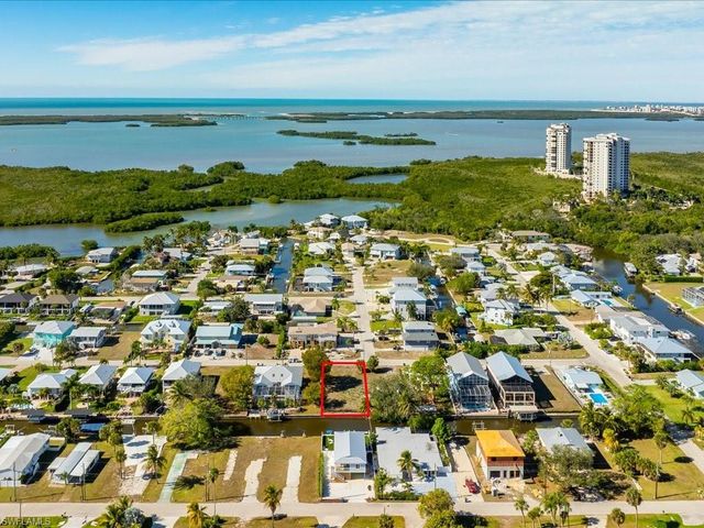 24526 Redfish ST, Bonita Springs, FL 34134