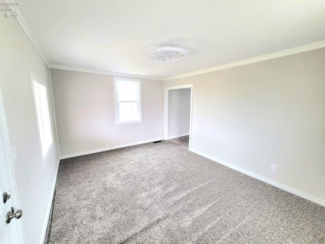 748 S. Front, Fremont, OH 43420