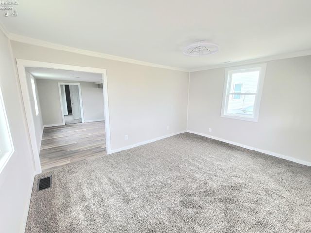 748 S. Front, Fremont, OH 43420