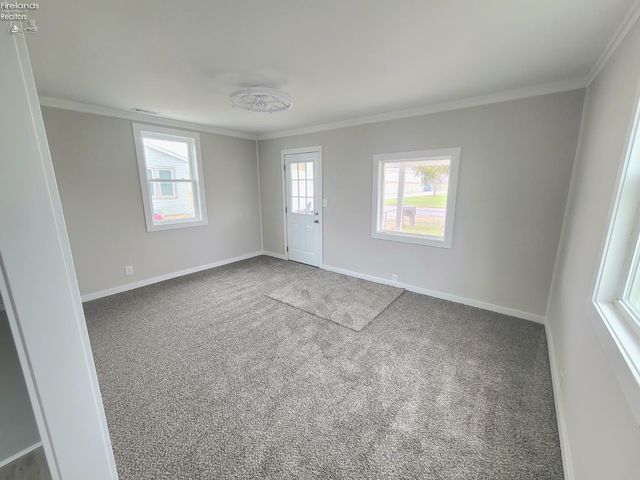 748 S. Front, Fremont, OH 43420