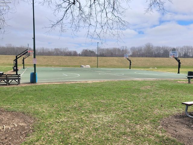 748 S. Front, Fremont, OH 43420