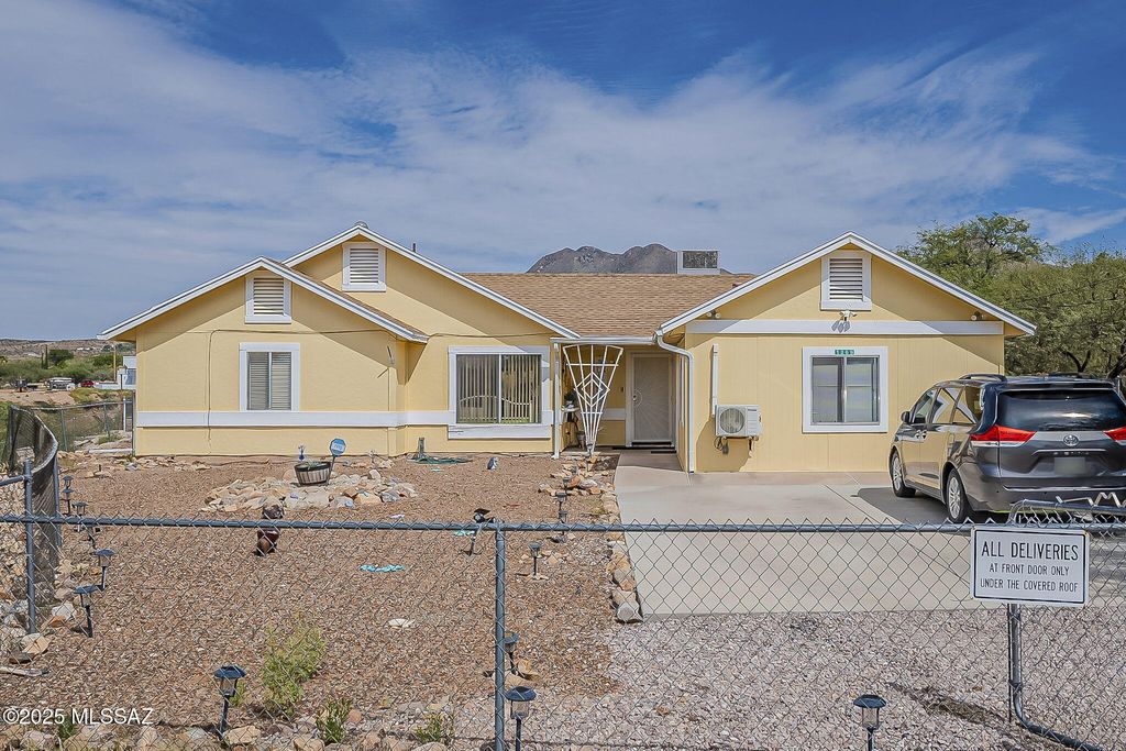 1269 Norma Court, Rio Rico, AZ 85648