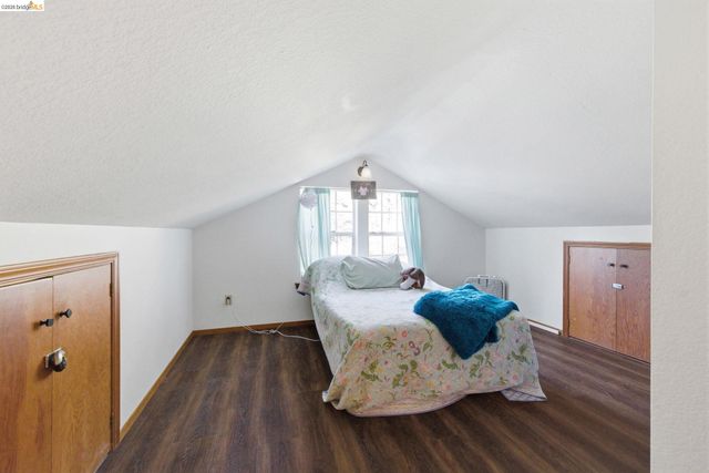 21440 N Tuolumne Rd, Twain Harte, CA 95383