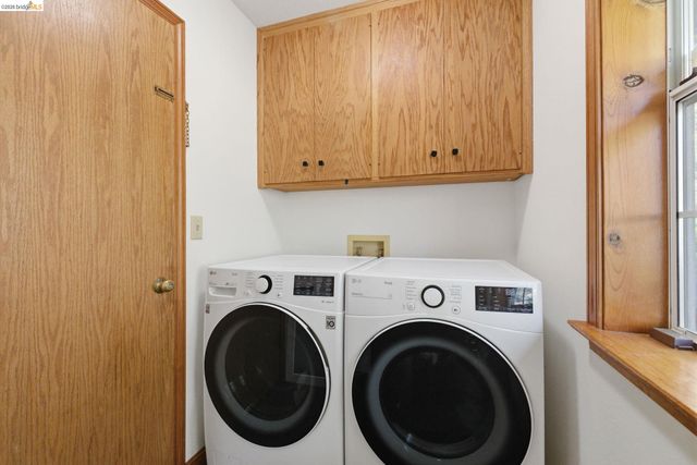 21440 N Tuolumne Rd, Twain Harte, CA 95383