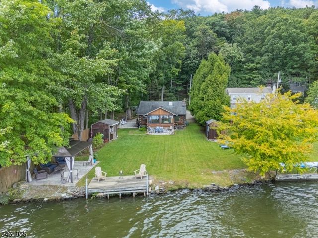 207 Bearfort Rd, West Milford Twp., NJ 07480