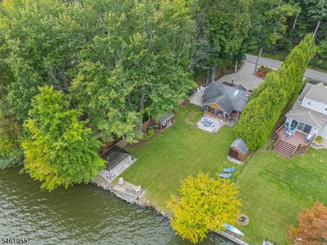 207 Bearfort Rd, West Milford Twp., NJ 07480