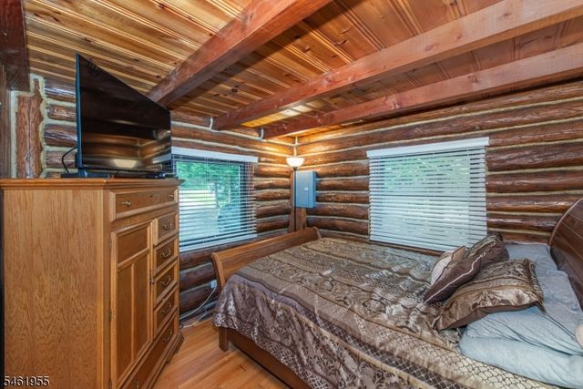 207 Bearfort Rd, West Milford Twp., NJ 07480