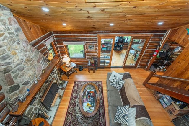 207 Bearfort Rd, West Milford Twp., NJ 07480