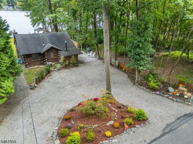 207 Bearfort Rd, West Milford Twp., NJ 07480