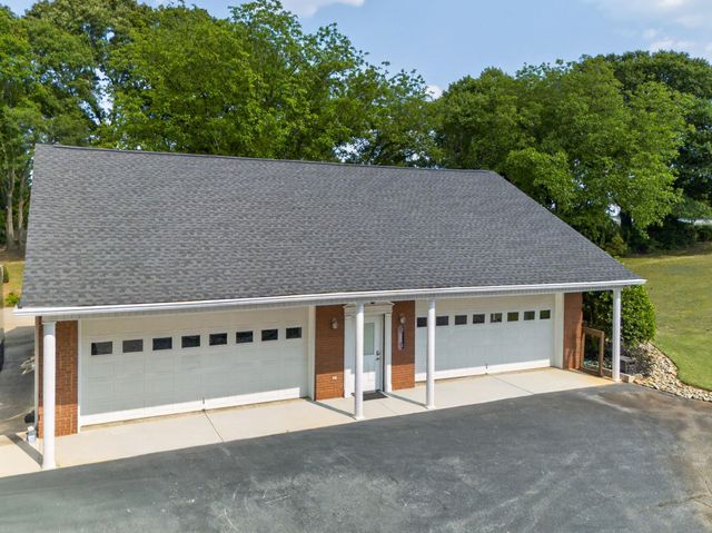 646 Harrison Bridge Road, Simpsonville, SC 29680