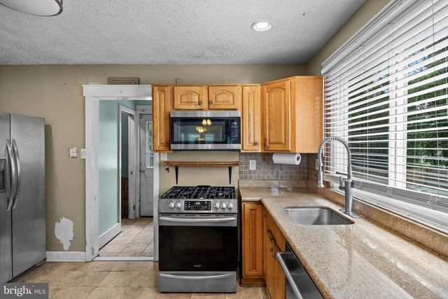 120 W FEDERAL ST, Burlington, NJ 08016