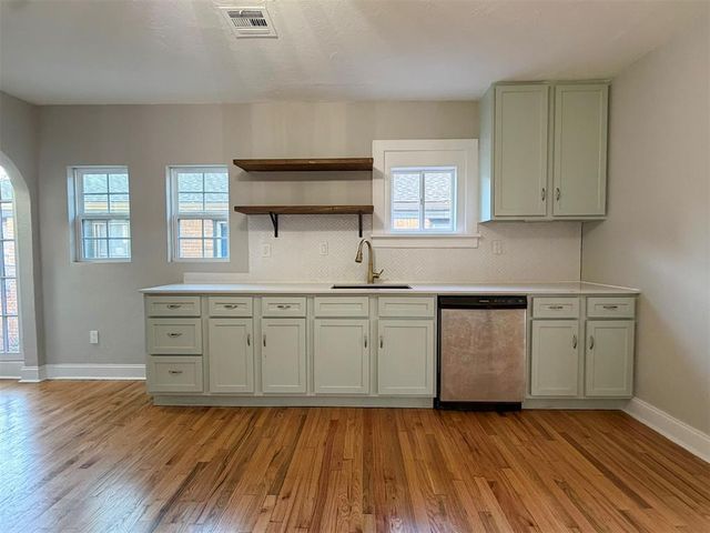2820 NW 22nd Street, Oklahoma City, OK 73107