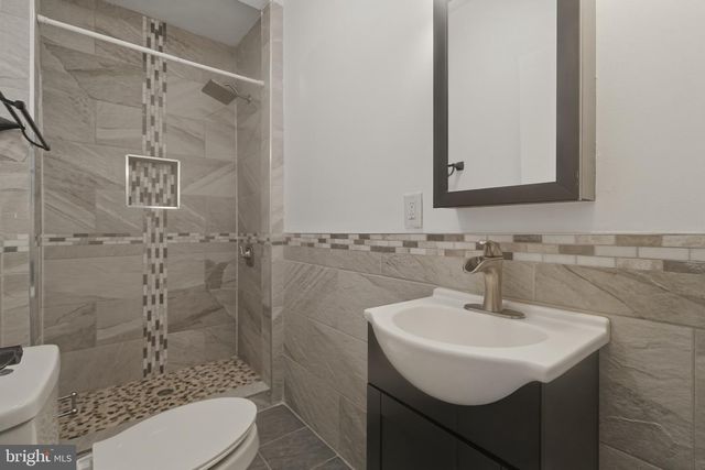 1029 S 51ST ST, Philadelphia, PA 19143